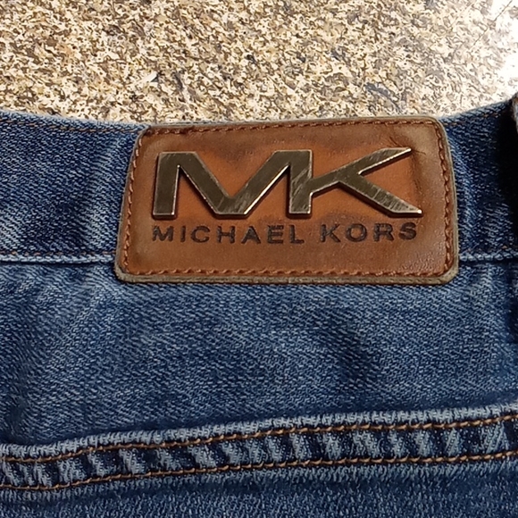 Jeans - Picture 1 of 5
